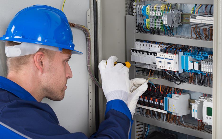 rénovations et dépannages électriques Saint-Denis